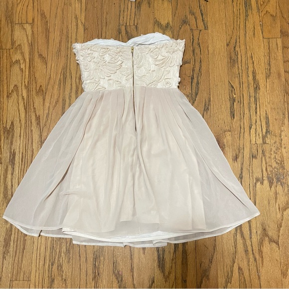 Elise Ryan Beautiful Cotton Fit n Flare Floral Detail MIDI Dress - Picture 8 of 12